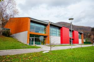 športna dvorana pri OŠ Horjul